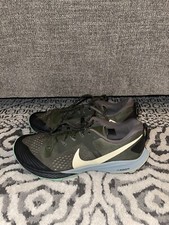 Nike Air Zoom Terra Kiger 5 Cargo Khaki Trail/Hiking Men's Size 11 AQ 2219 301