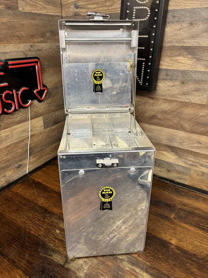 SELTEN SCHWER ZU FINDEN VTG Bob McKee Inc Aluminium professionelle Hundepflege Show Box - Bild 2 von 4