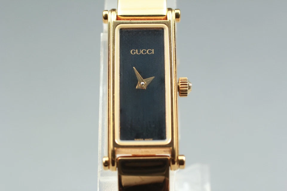 [Casi COMO NUEVO] Reloj para mujer vintage GUCCI 1500 13 mm dorado esfera negra rectangular Qz Foto 3 de 4