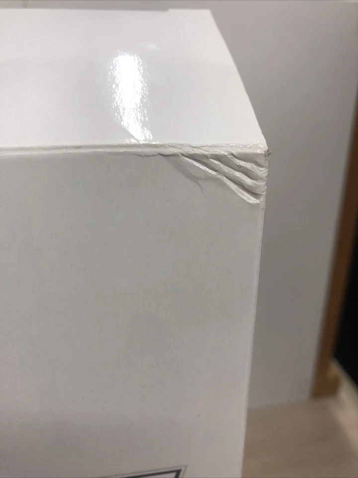 Mattel MATTY COLLECTOR DC Signature Collection ELONGATED MAN Action Figure - Image 4 of 4