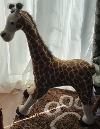 24 X 29” Sit on Metal Framed Stuffed Giraffe Ride On You Vintage - Picture 7 of 14
