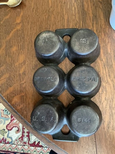 Antique Griswold No. 18 Cast Iron 6 Cup Muffin Cupcake Pan 6141 Erie PA USA #2