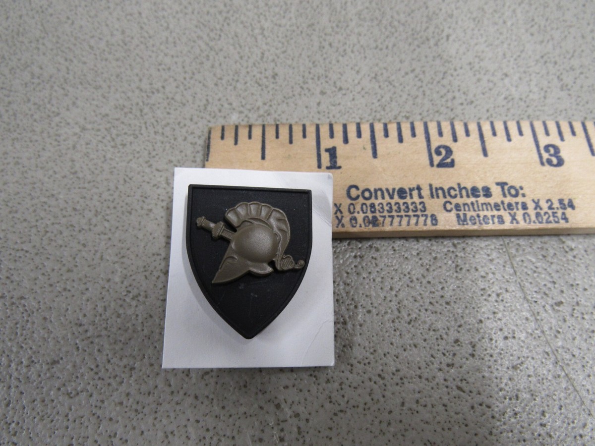 USMA West Point Military Academy Lapel Pin Insignia Rank 1st Class