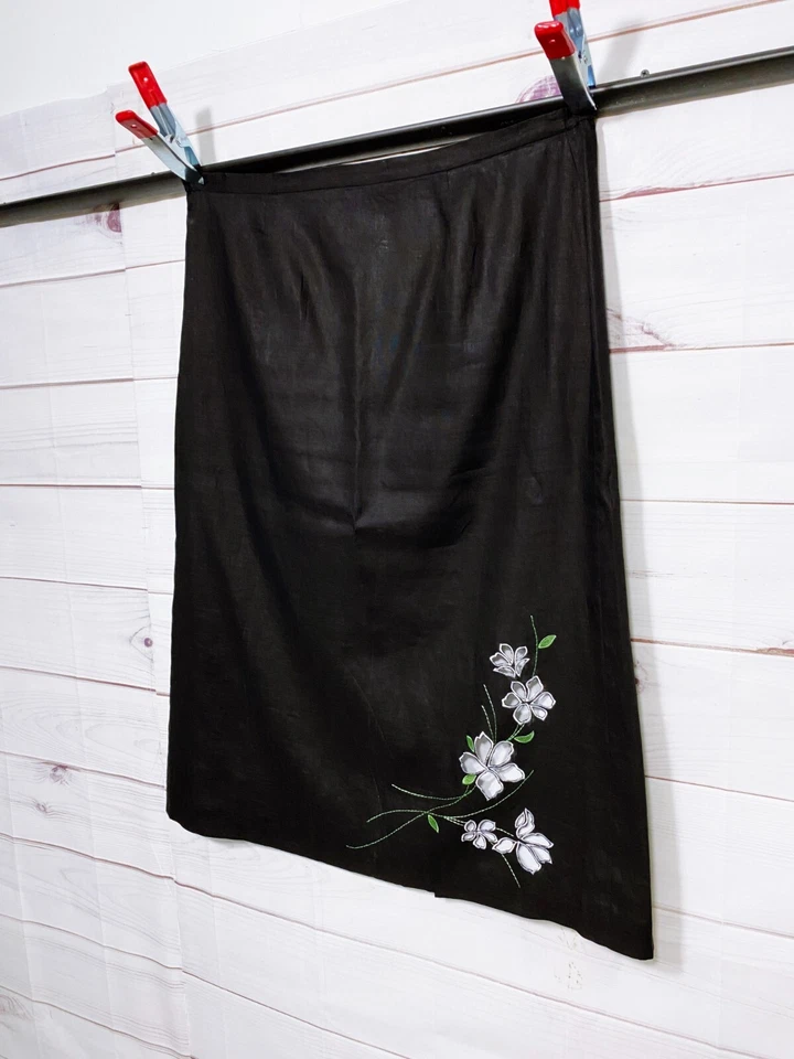 Falda Style & Co Mujer Talla 20W Negra Bordada Flores 100% Lino Cremallera Trasera Foto 3 de 4