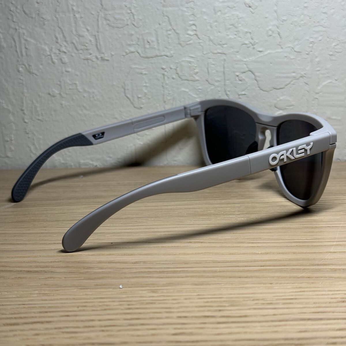 Oakley Frogskins Range Custom Matte Cool Grey PRIZM Grey Oakley Frogskins Range Custom Matte Cool Grey PRIZM Grey