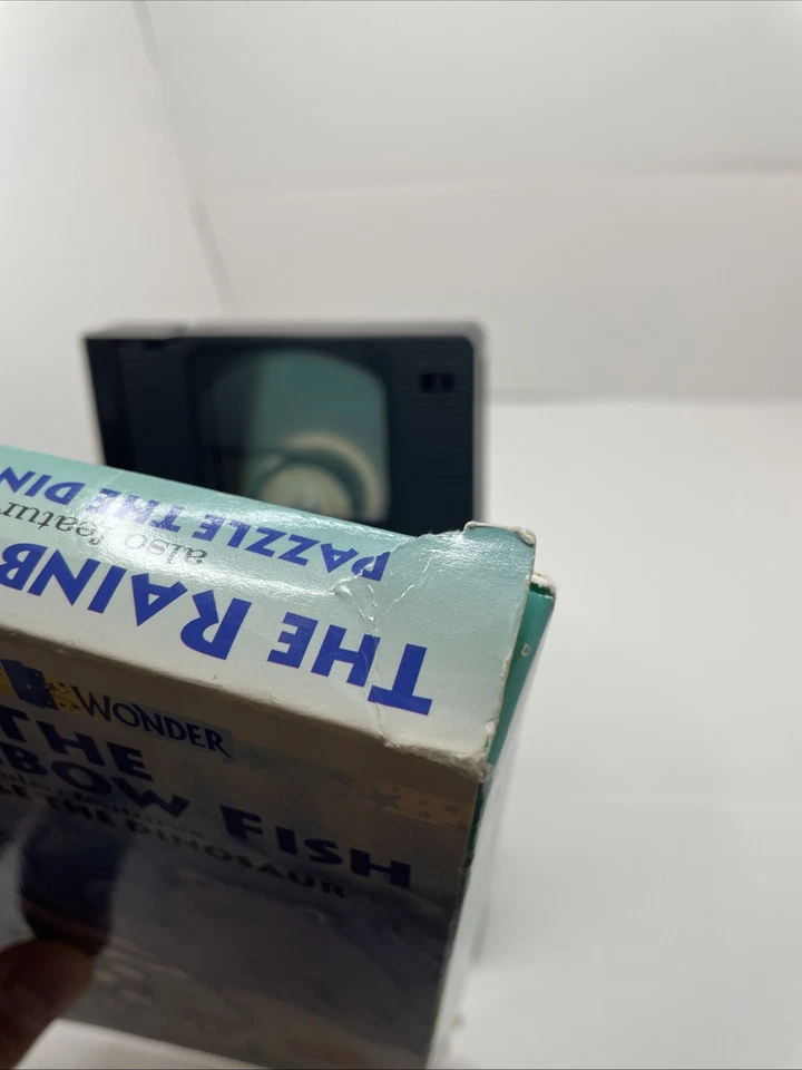 The Rainbow Fish Also Features Dazzle The Dinosaurs (VHS, 1997) Kids Animated TV - Imagem 4 de 4