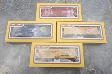 Life Like Ho Scale Trains Lot Of 4