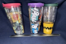 EUC TERVIS Large tumbler 24 oz lot of 3 Cups w Lids LQQK Peanuts SNOOPY Charlie