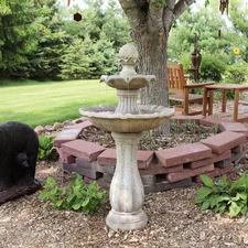 Pineapple Outdoor 2-Tier Solar Fountain with Battery - Earth by Sunnydaze