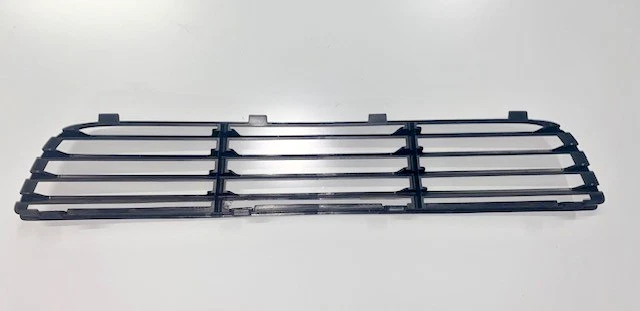 2005-2010 GM LOWER GRILLE (CENTER), NEW GENUINE OEM PART, PART NUMBER 15276074 - Image 2 of 4