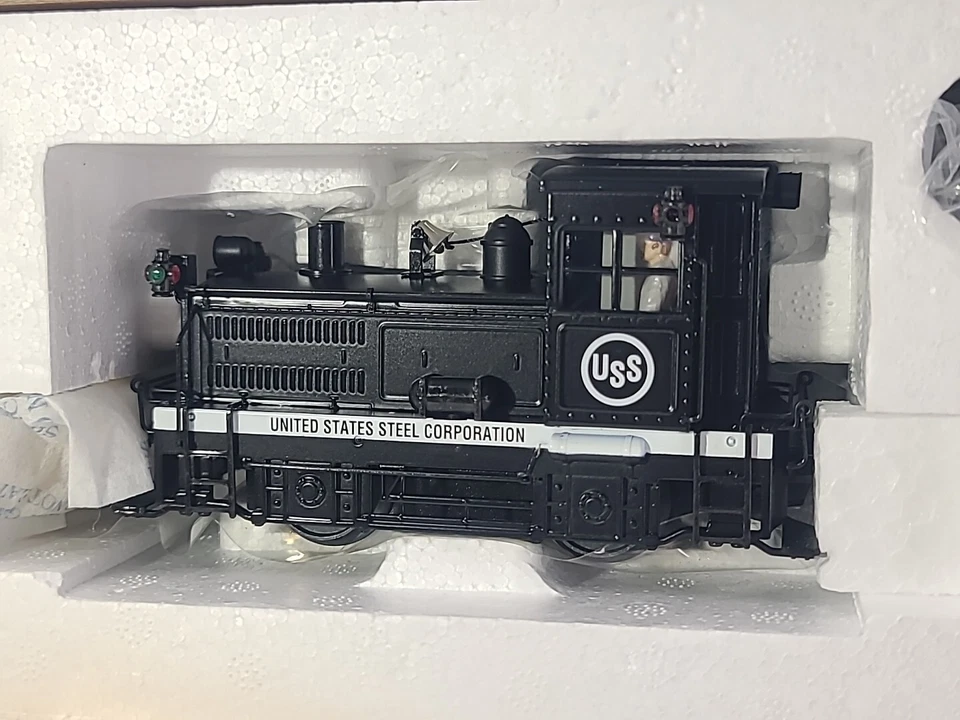 New K-line Diecast O Gauge K2630-14 U.S Steel Co USS Plymouth Switcher Smoking - Image 2 of 4