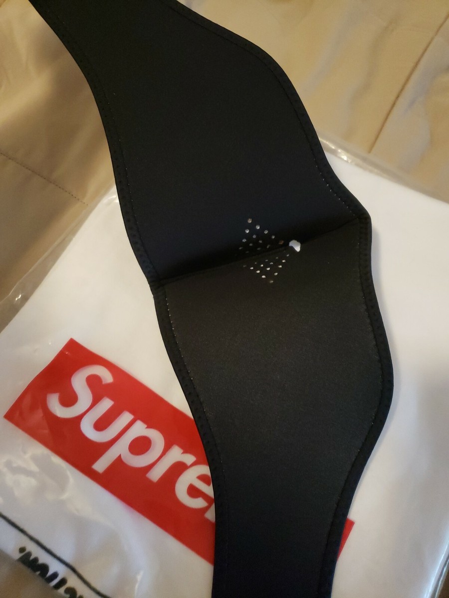 Authentic Supreme Neoprene Face Mask Woodland Camo FW14 New Authentic Supreme Neoprene Face Mask Woodland Camo FW14 New