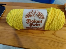 Elefant Twist Olefin Textured Herculon YELLOW Macrame Rope Yarn 50 YRD 1977 NEW
