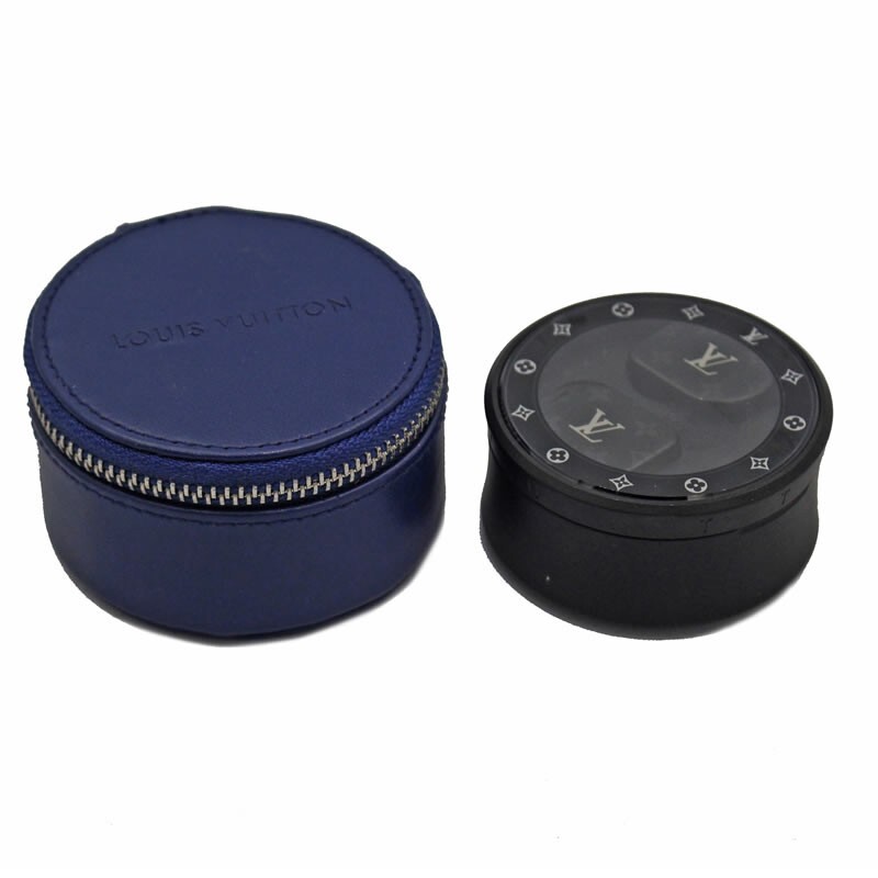 Louis Vuitton QAB010 Horizon Earphones Black Monogram Louis Vuitton QAB010 Horizon Earphones Black Monogram