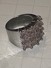 925 Sterling Silver Pink Stone Ring Size 8 Pre-loved