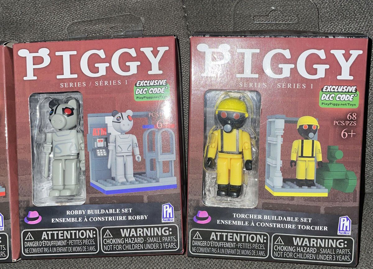 PIGGY - Torcher Figure Buildable Set - Torcher Building Brick Set Series 1  - Includes DLC