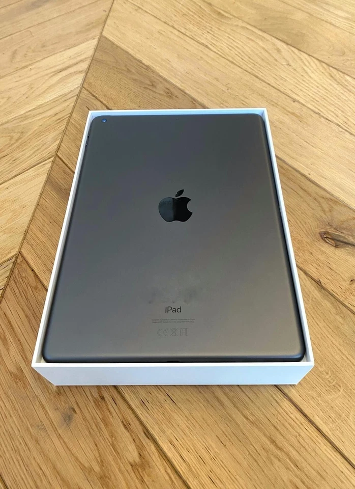 APPLE iPad 7e Génération (2019) Wi-Fi 32 Go Gris Sidéral - Excellent Etat - Photo 4/4
