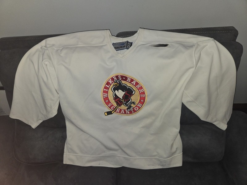 SP Wilkes-Barre Scranton Penguins Gray Practice Hockey Jersey Men’s Size 56