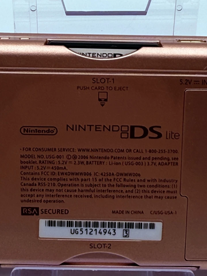 Nintendo DS Lite Metallic Rose /w Power Cord & Game - Image 4 of 4
