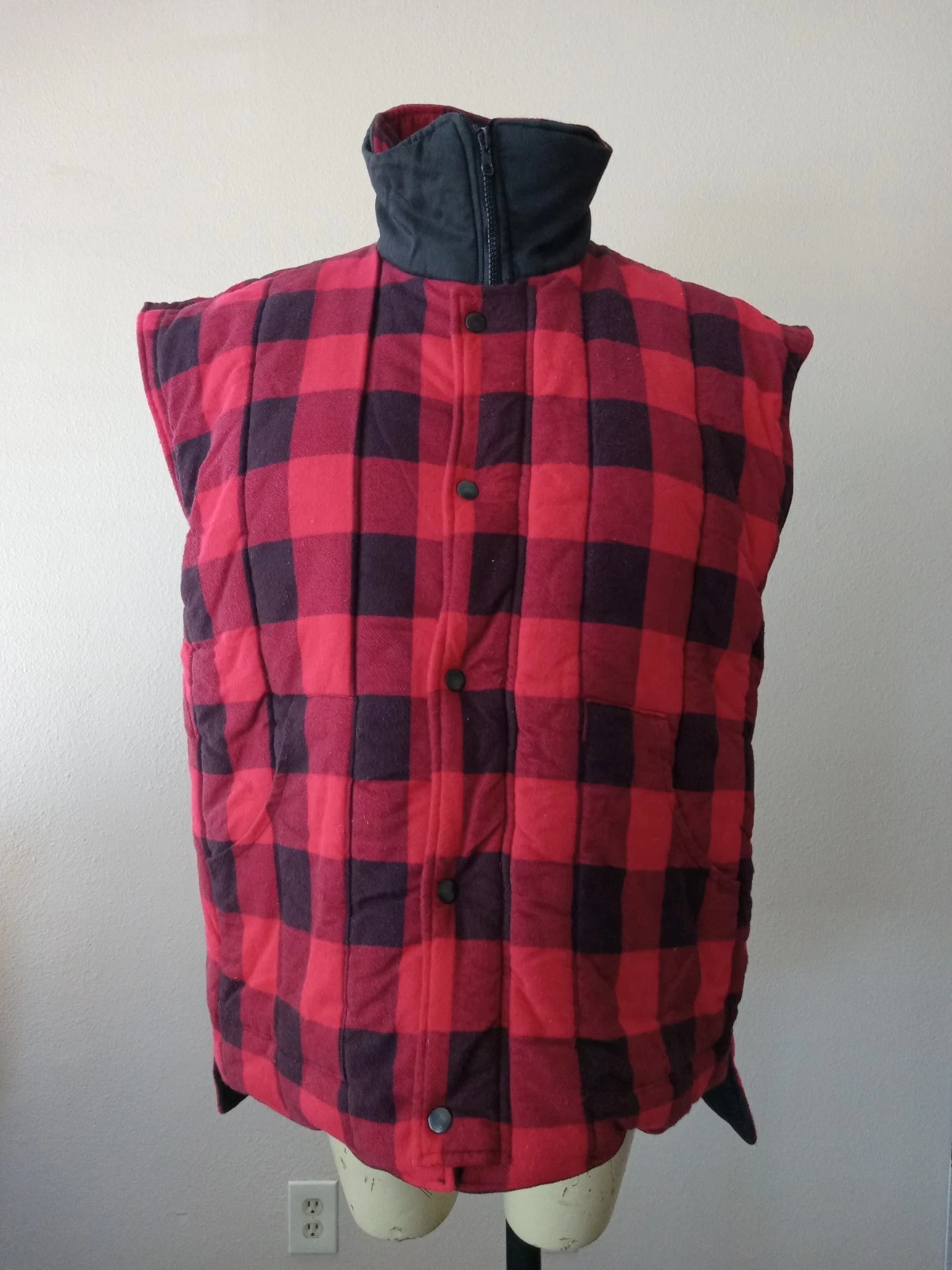 Vtg 90s Mens Buffalo Plaid Vest SzXL Reversible Camp Outdoors Loggers