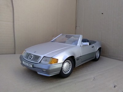 maisto mercedes benz 500sl 1989
