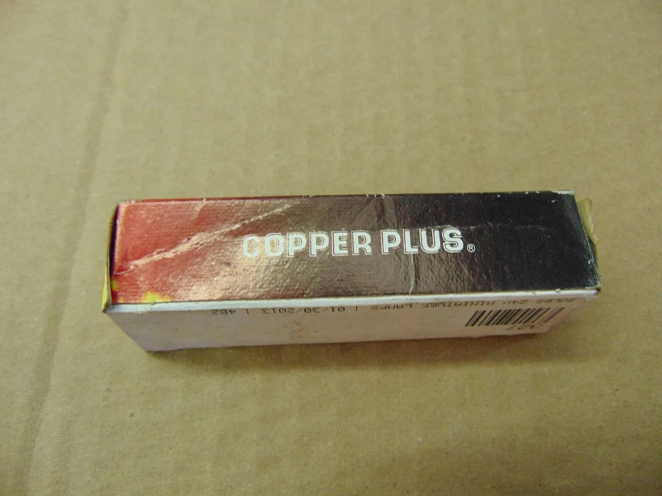 Vela de ignição Copper Plus Champion 327 - Imagem 2 de 3