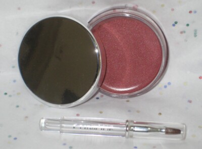 Clinique Colour Surge Lip Lacquer Demi-Matte Metallics in Pop Idol - u/b
