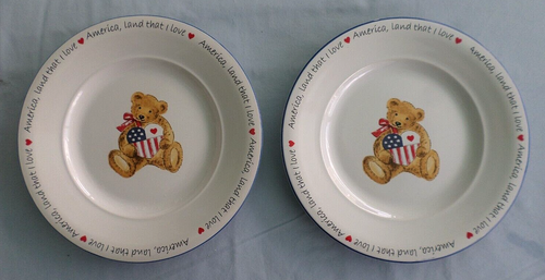 Set of 2, Retroneu, Land that I Love,  Patriotic, Bear, Flag Plates, 2002 - Picture 1 of 6