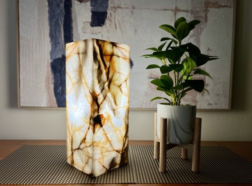 Onyx Lamp / Stone Lamp / Onyx Light / Table Lamp / Desk Lamp / Home Lighting - Picture 8 of 10