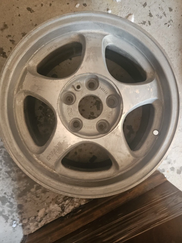 NOS 15" x 7" OZ Fittipaldi 500 5 Star Spoke Wheel 2313C ET35 5 x 114.3 - Image 3 of 3