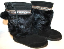 Womens 9 - MINNETONKA #4919 Rabbit Fur Trim Leather Upper Boots