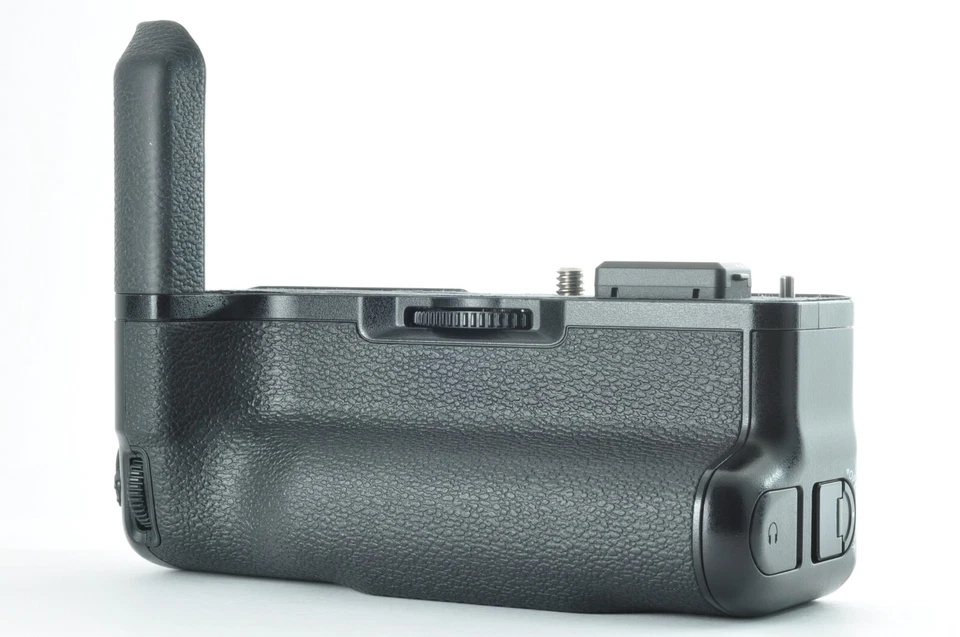 Fujifilm Vg-xt4 Vertical Battery Grip for X-t4 - Image 2 of 4