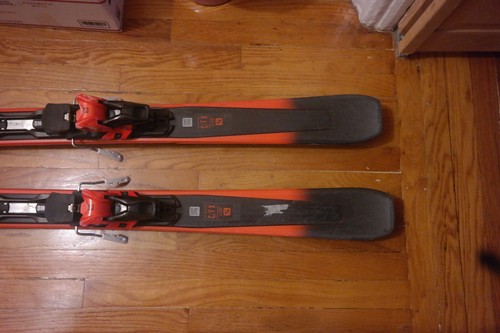 Skis Salomon XDR économies 79 CF + fixations XT10 2018 pente