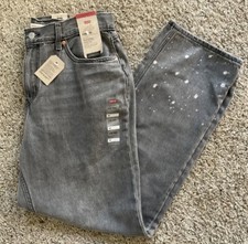 Levi  s Women  s NWT Gray Low Pro Stonewash Mid Rise Straight Jeans - Size 32 NEW