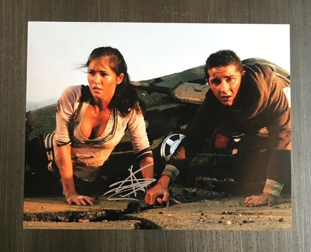 * SHIA LABEOUF * signed autographed 11x14 photo * TRANSFORMERS * 1 - Picture 1 of 2