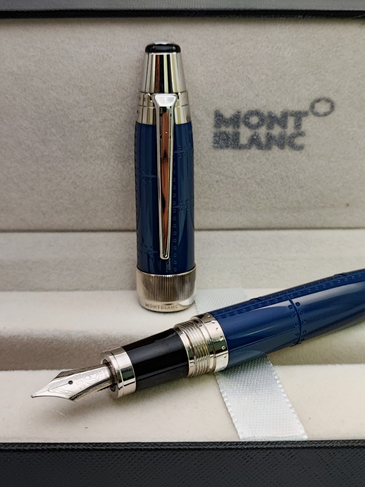 Montblanc Antoine de Saint Exupery Writers Edition Fountain Pen - Free Shipping