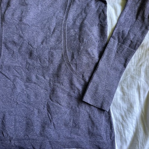 Lululemon Camo Print Purple Long-sleeve Size M/L - Picture 7 of 9
