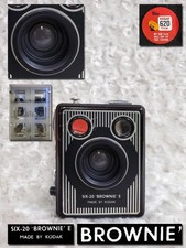 KODAK SIX-20 BROWNIE E Twin Lens Reflex Camera for 620 Film Classic Design