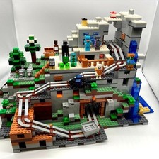 Nuovo The Minecraft Mountain Cave 21137 Moc 2863 pezzi più personaggi