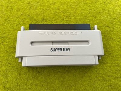 SNES Super Key Import Adapter PAL/NTSC wie Neu Voll funktionsfähig