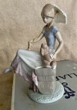 Vintage Lladro figurine #7612 “Picture Perfect”