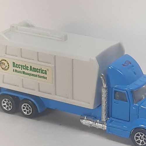 1996 MATTEL Hot Wheels Recycle America Waste Management Service SEMI Truck - Picture 7 of 8