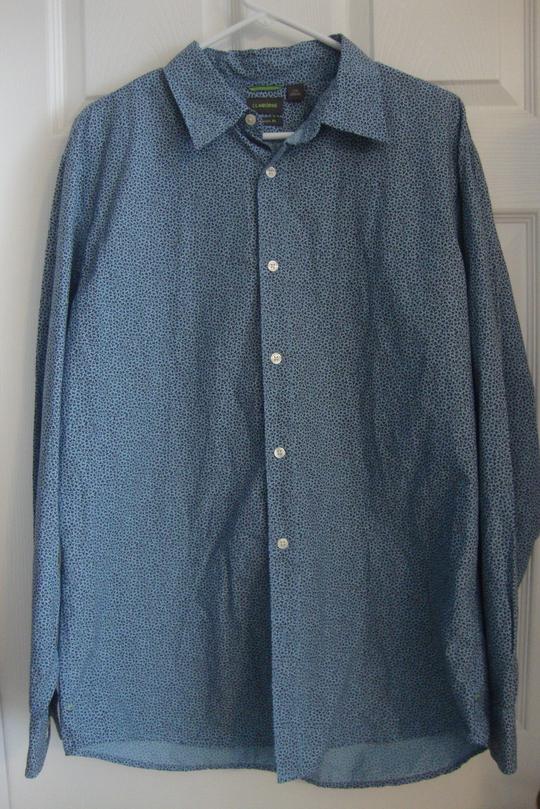 Men's NWT CLAIBORNE Premium fit blue button front shirt, sz L