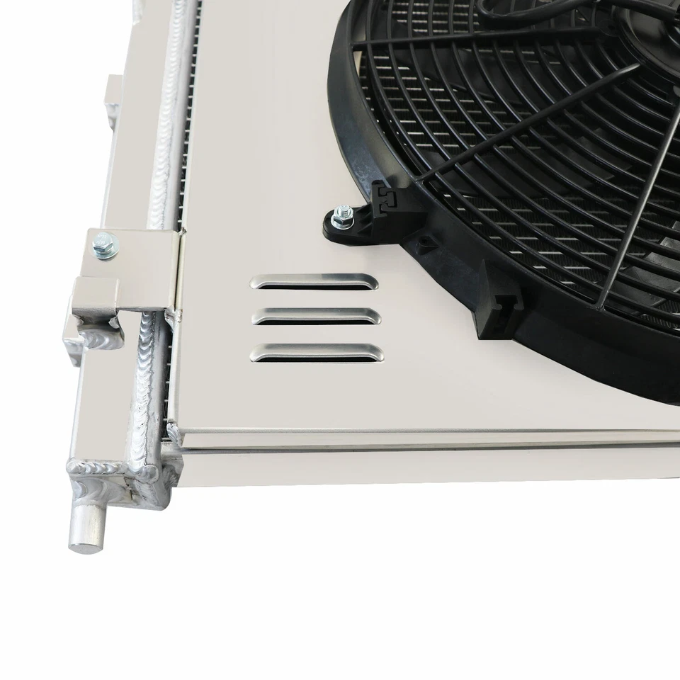 3-Row Radiator+Shroud Fan Kit For 2003-2013 06 Chevy Corvette SSR 5.3L 6.0L 7.0L Foto 4 de 4