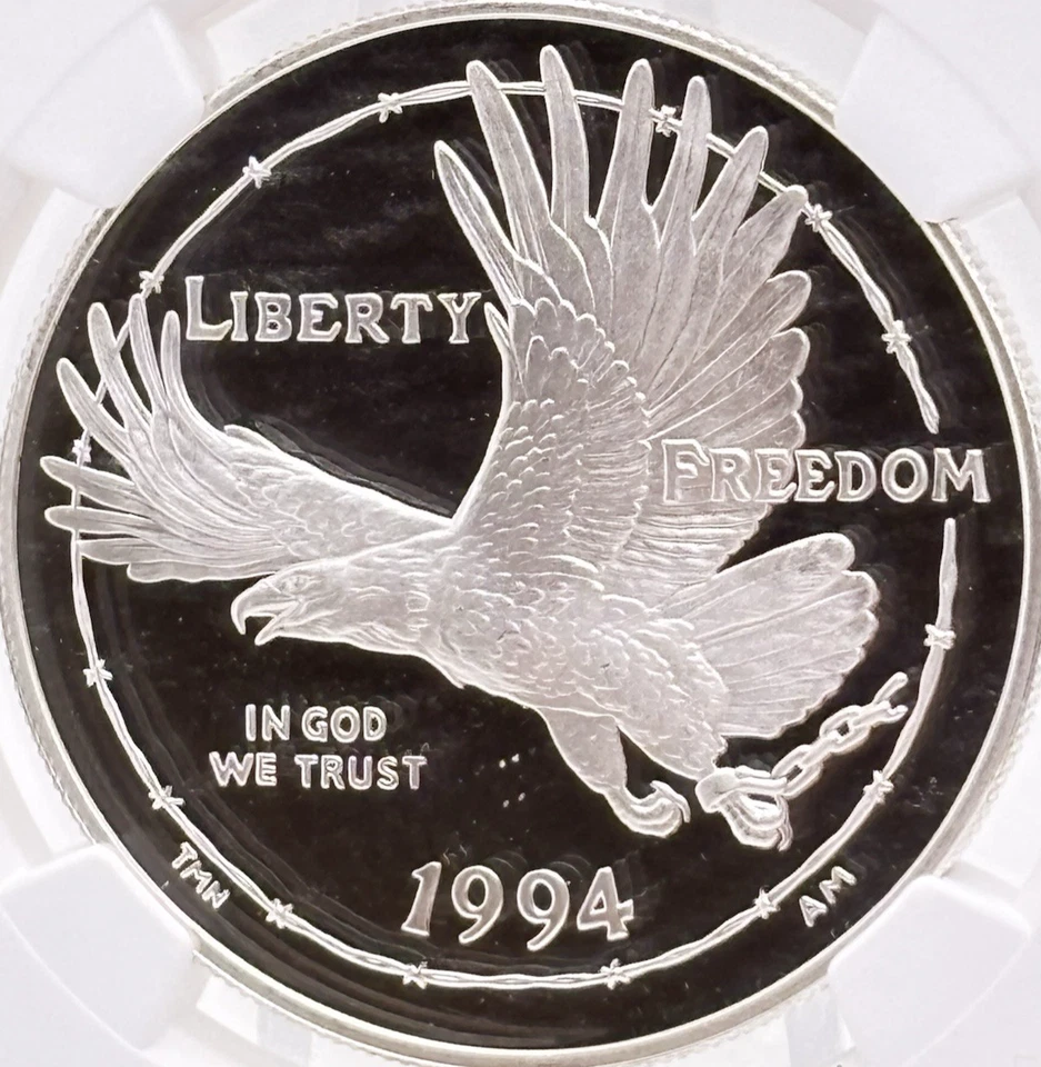 1994 P $1 National Prisoner of War Museum Silver Dollar PF 69 Ultra Cameo #13352 - Image 2 of 4