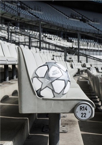 Adidas Finale Peace is official final match ball of Champions League 2021/2022 - Picture 6 of 6