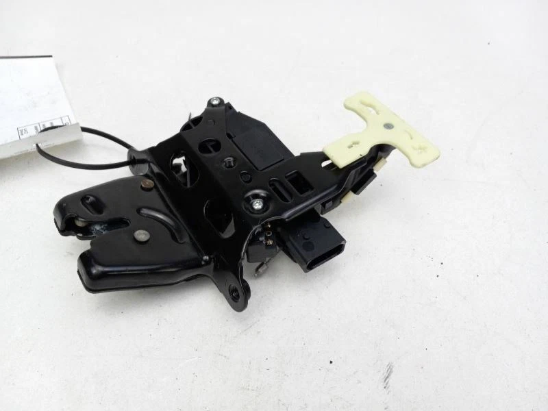 Chevrolet Malibu 2009 pestillo de puerta trasera Foto 2 de 4