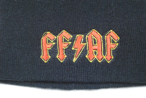 Funeral For a Friend Bordado AC/Dc Estilo Logo Rojo Gorro de Esquí Ffaf Hours - Picture 2 of 2