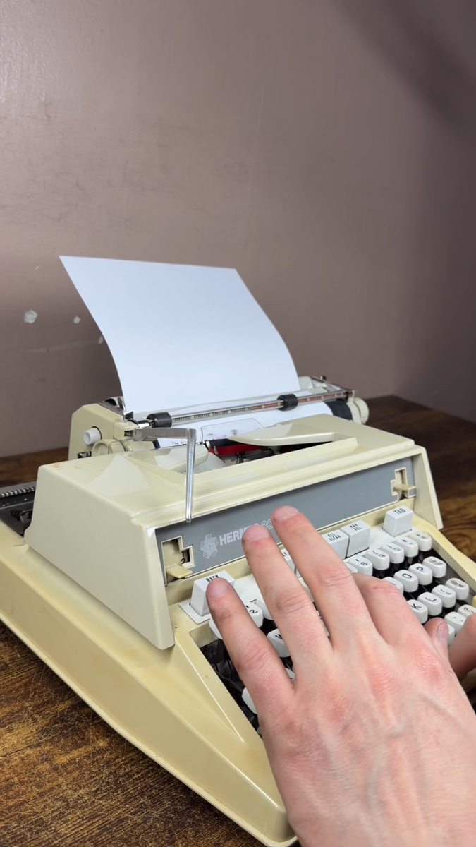 Nice! Serviced 1979 Hermes 3000 3rd Gen Boxy Portable Typewriter
