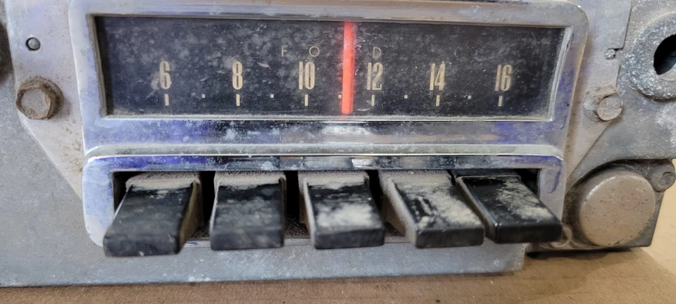 Ford Mustang Falcon Fairlane 1964-66 radio am 12 V neg. GND 5TMZ FOMOCO Foto 4 de 4